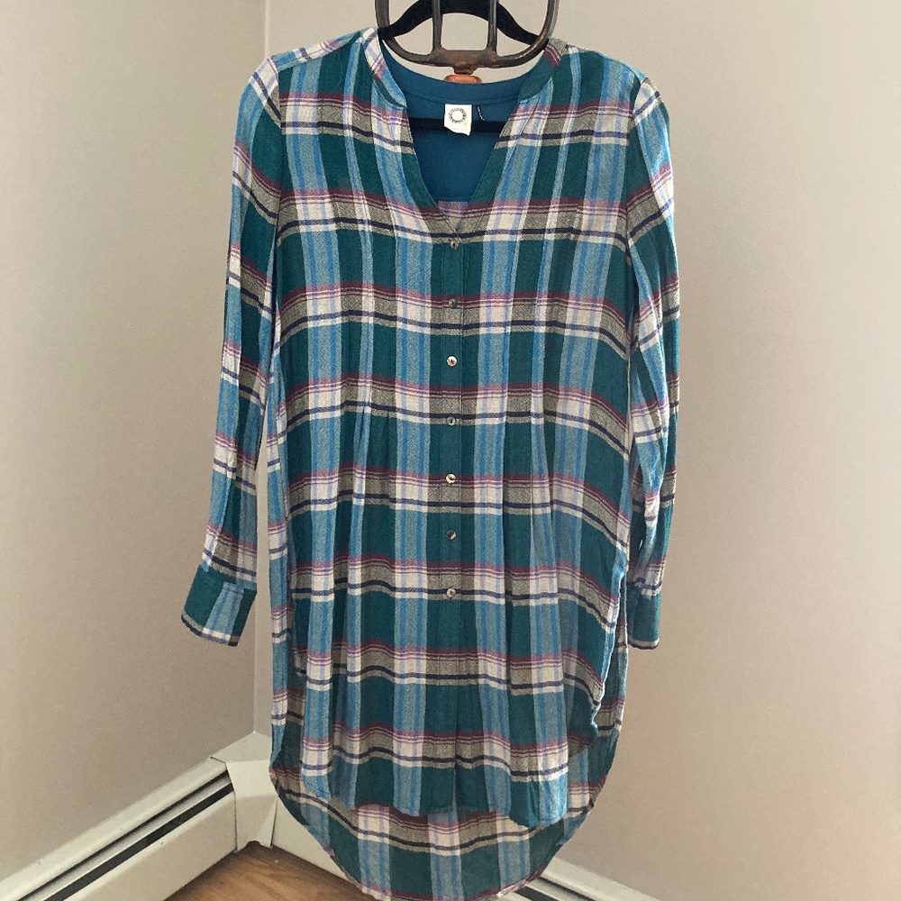 Long Tartan blouse, size S, blue and green with rose accents